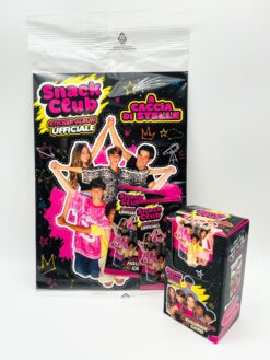 Snack Club A Caccia Di Stelle Sticker Album Ufficiale + Scatola Box da 30 bustine di figurine Diramix